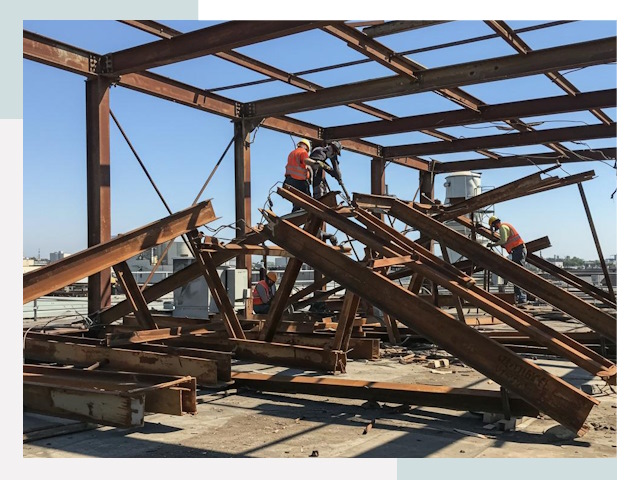 Демонтаж металлоконструкций в Санкте-Петербурге от 638 руб.