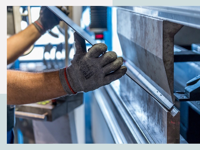 Гибка металла в Санкте-Петербурге